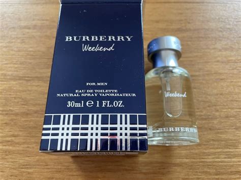 what does burberry weekend for men smell like|burberry weekend for women scent.